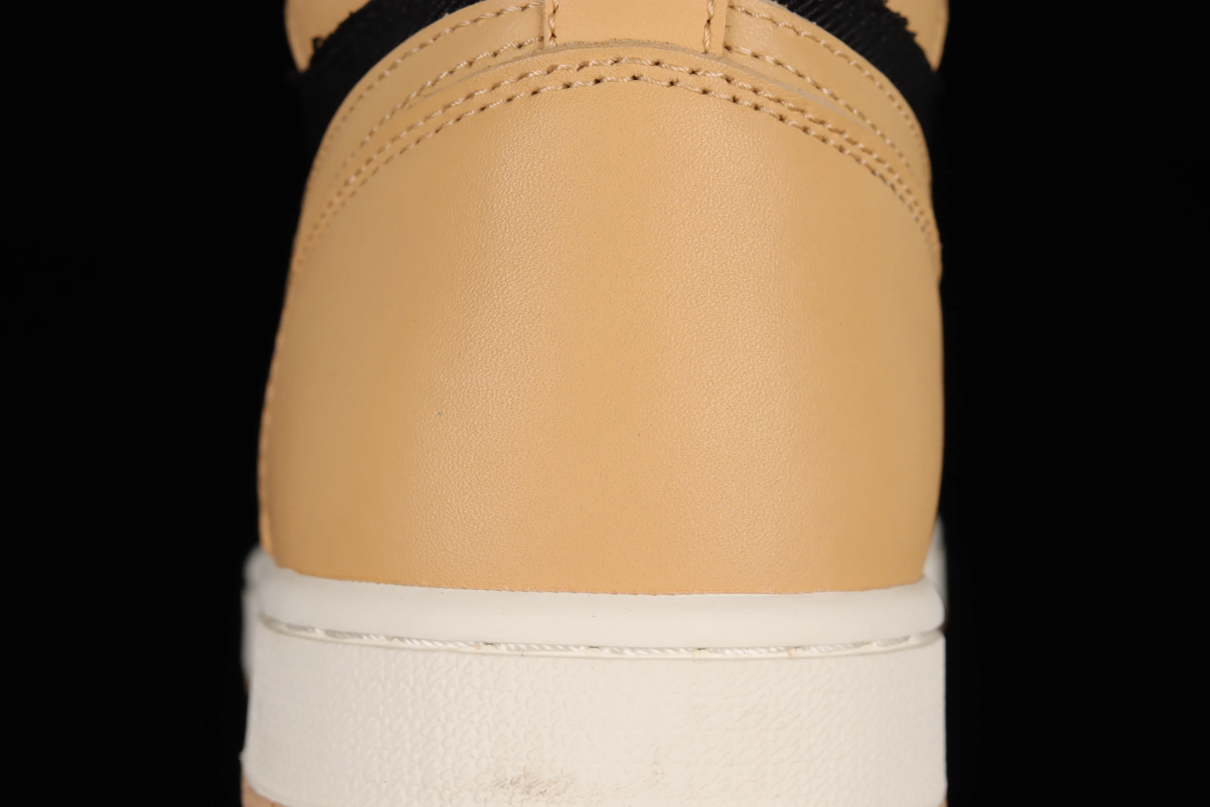 All categories Air Jordan Jordan series basketball shoes Air Jordan 1 High Air Jordan 1 "Obsidian" AJ1 Joe 1 milk brown high-top basketball shoes 555088-202
